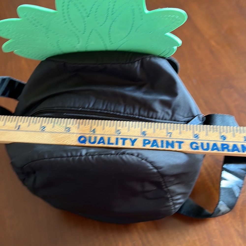 Victoria's Secret PINK Pineapple Cooler Insulated Lunch Shoulder Bag - Picture 7 of 9